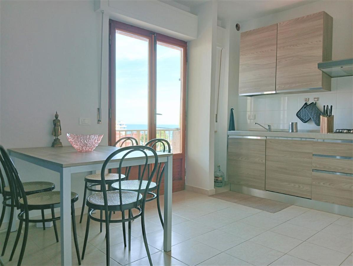 Appartamento A 50 Mt Dal Mare Rosignano Solvay Bagian luar foto